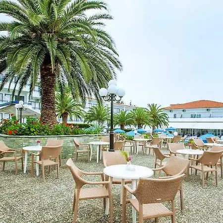Xenios Port Marina Hotel