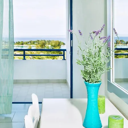 Xenios Port Marina Hotel 3*