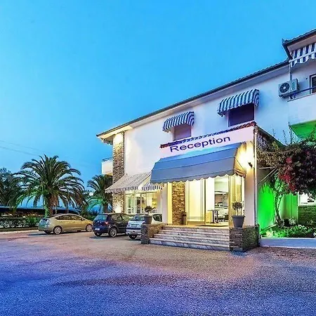 Xenios Port Marina 3*