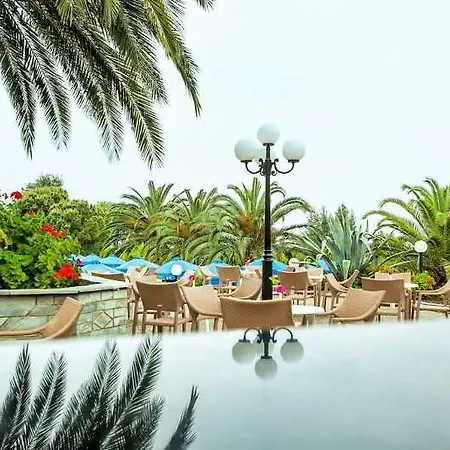 Xenios Port Marina Пефкохори