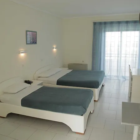 Xenios Port Marina Hotel