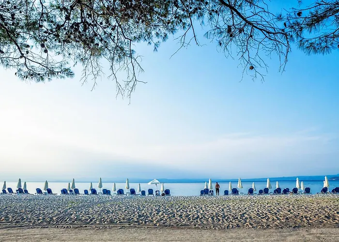 Xenios Port Marina 3*