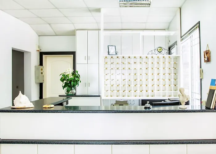 Xenios Port Marina Hotel 3*