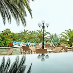 Xenios Port Marina Pefkochori