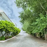 Xenios Port Marina Hotel