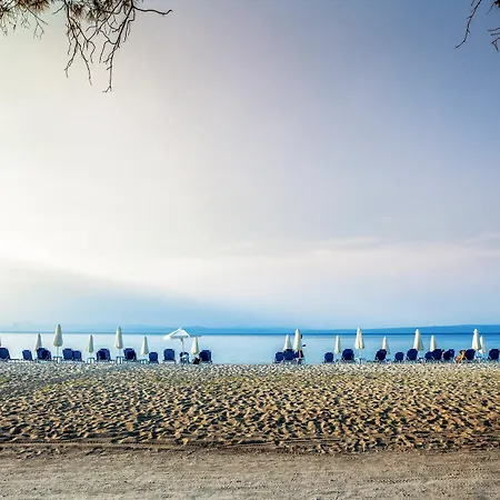 Xenios Port Marina 3* Pefkochori
