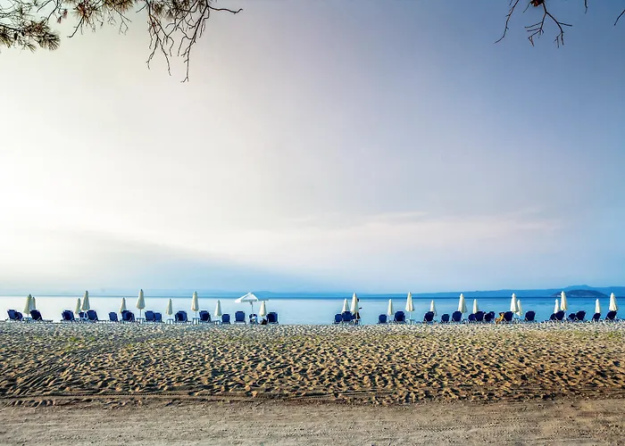 Xenios Port Marina 3* Pefkohóri